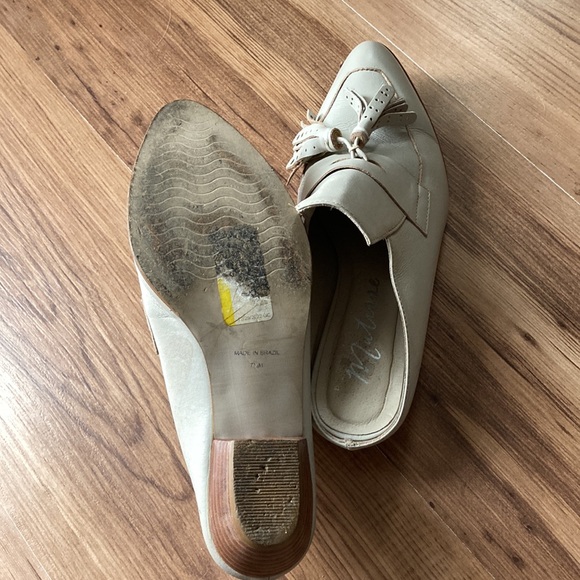 MATISSE Gray Leather Mules - Picture 5 of 5